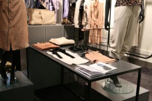 Top 10 Streetwear Essentials: How to Build the Perfect Urban Wardrobe